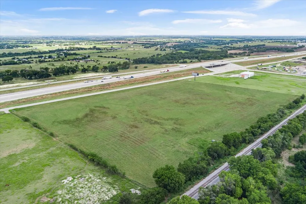 15179 I-35 Troy, TX 76579