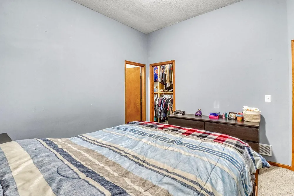 302 Chicago Avenue Breckenridge, MN 56520