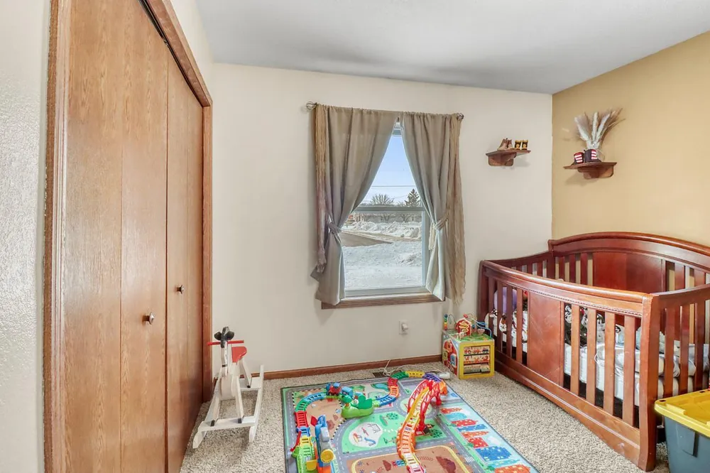 302 Chicago Avenue Breckenridge, MN 56520