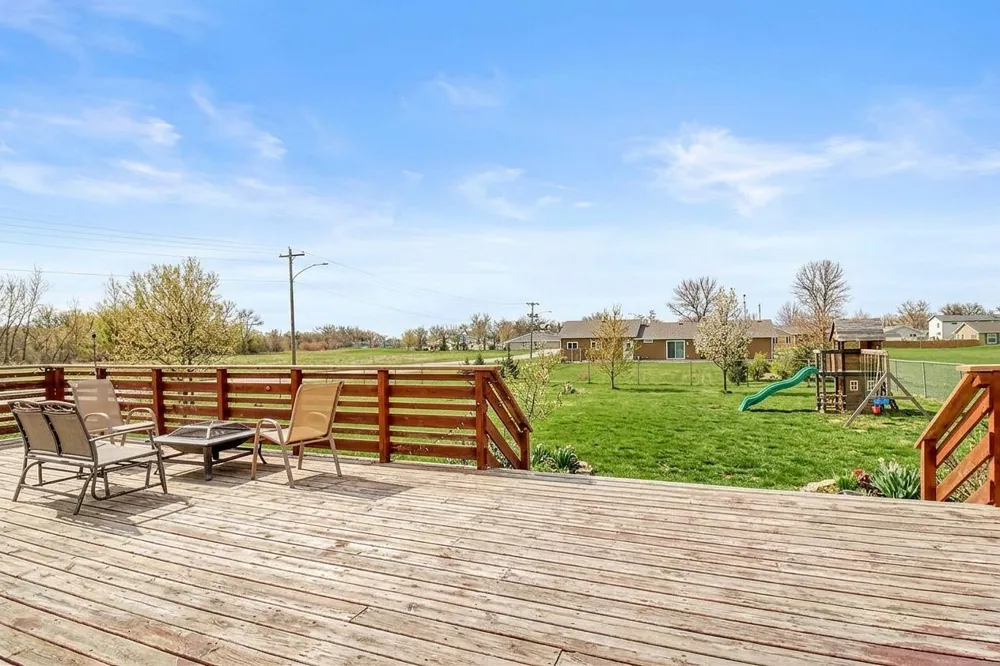 302 Chicago Avenue Breckenridge, MN 56520