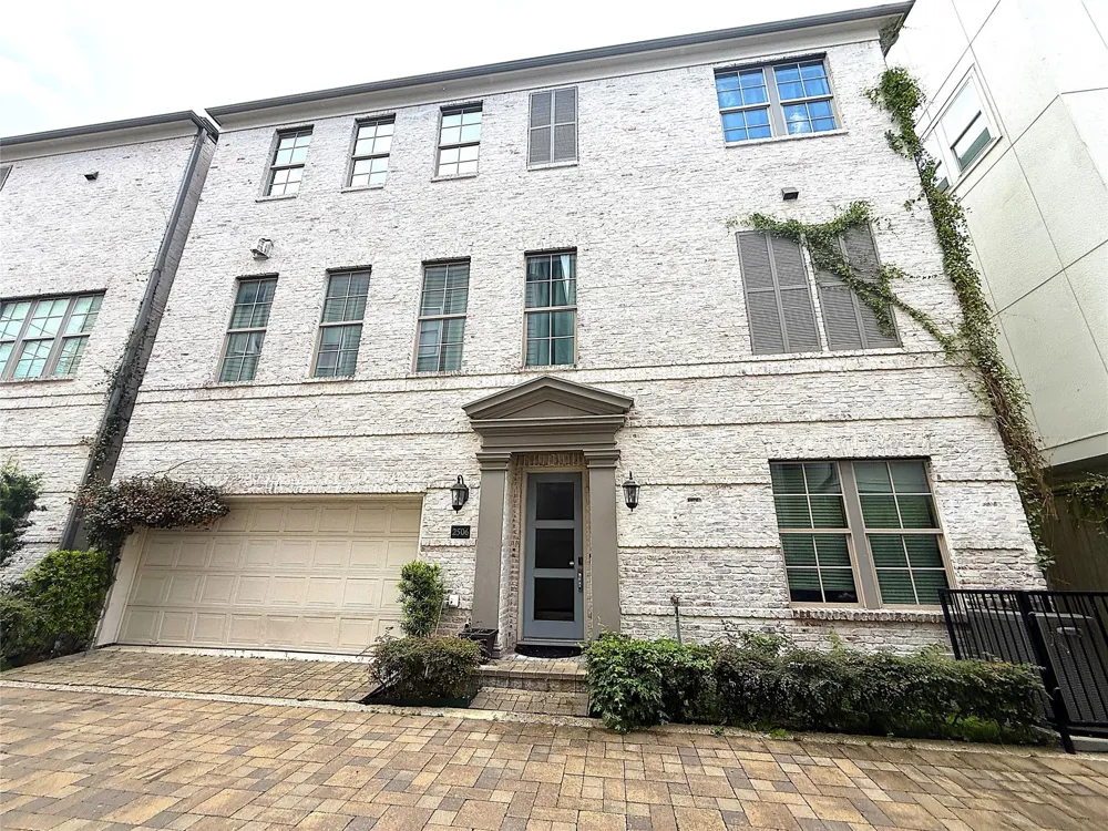 2506 Mckinney Street