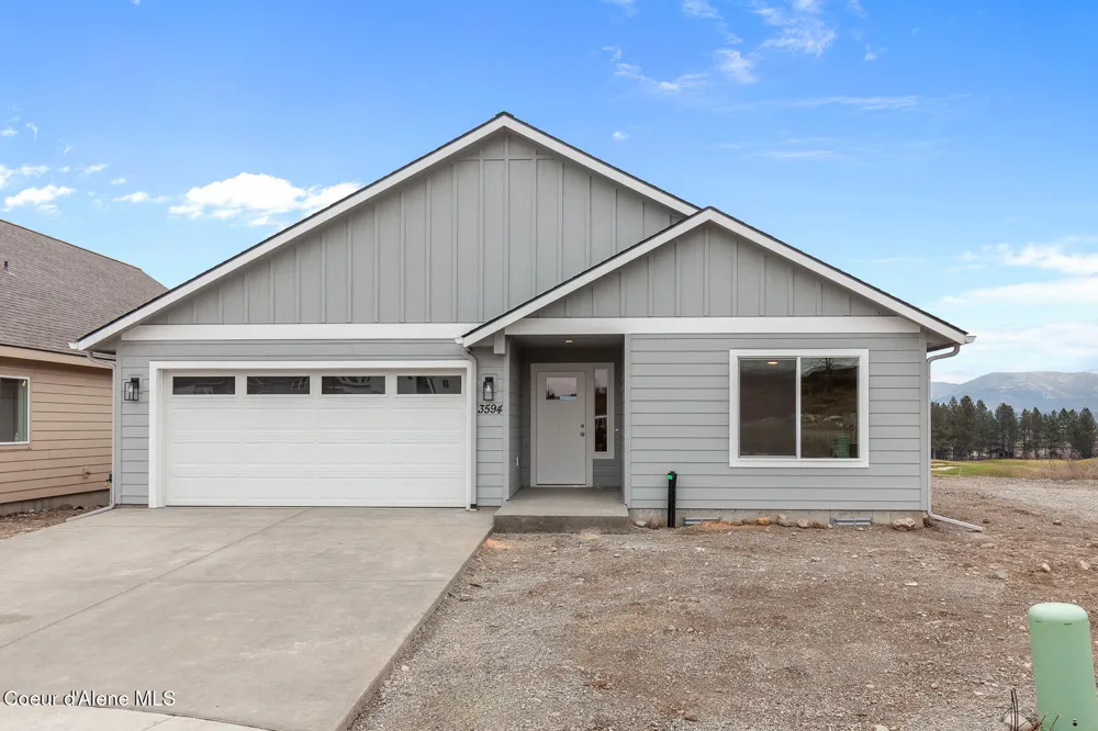 3594 Blaze Loop Post Falls, ID 83854