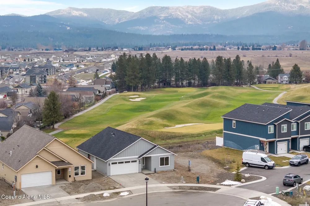 3594 Blaze Loop Post Falls, ID 83854