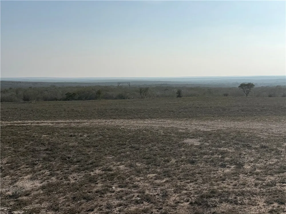 188 Quail Drive George West, TX 78022