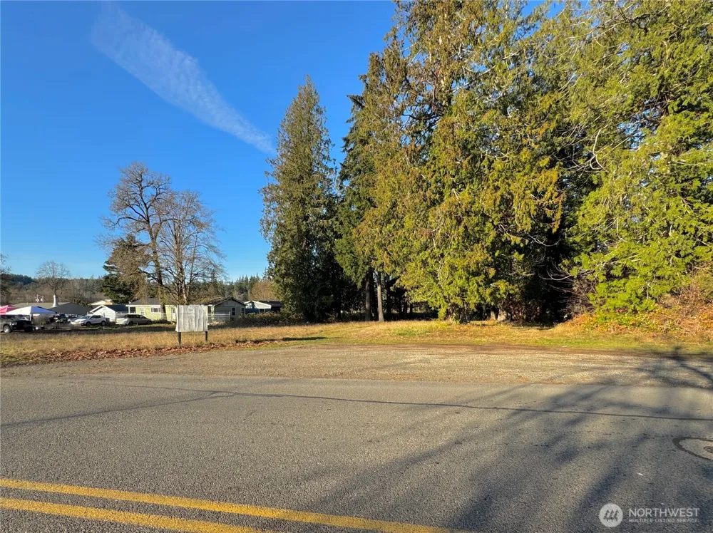 25 NE Roy Boad Road Belfair, WA 98528