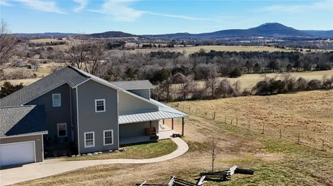 1395 County Road 403
