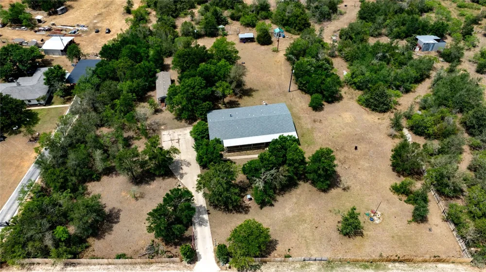 1400 Seminole Trail Dale, TX 78616