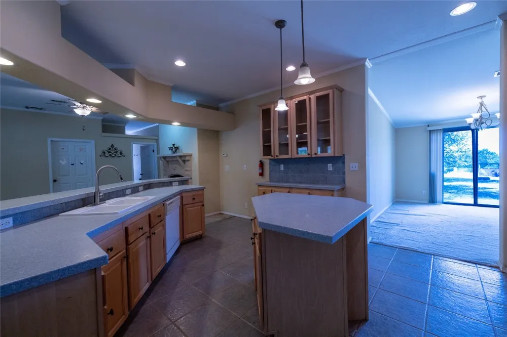 1400 Seminole Trail Dale, TX 78616