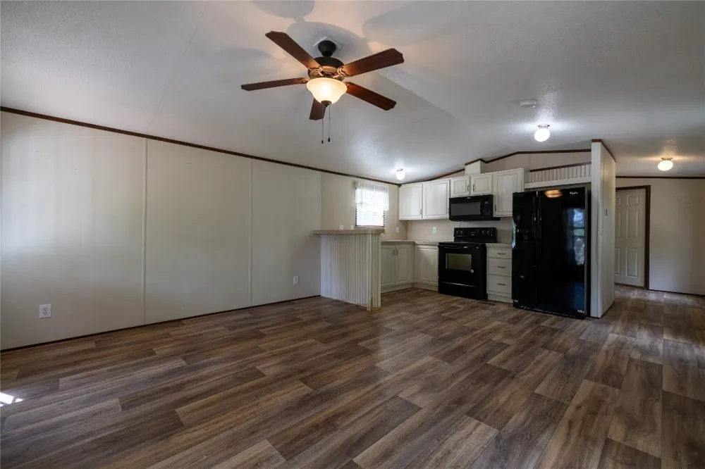 1400 Seminole Trail Dale, TX 78616