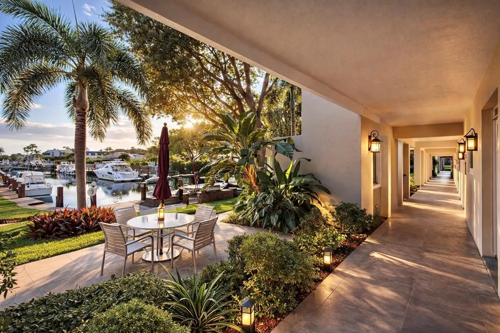 2800 NE 14th Street #110