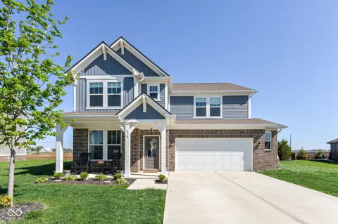 916 Alba Drive