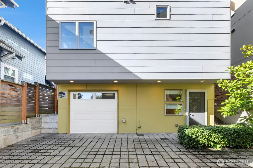 4411 Meridian Avenue