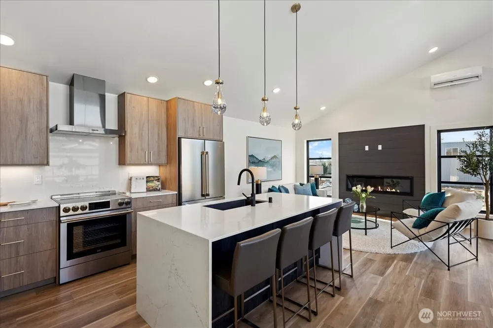 120 Skipping Stone Loop Lynden, WA 98264