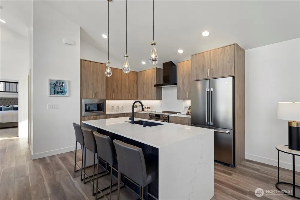 120 Skipping Stone Loop Lynden, WA 98264