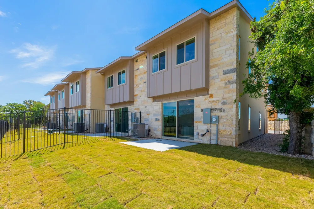102 Tesla Circle Round Rock, TX 78681