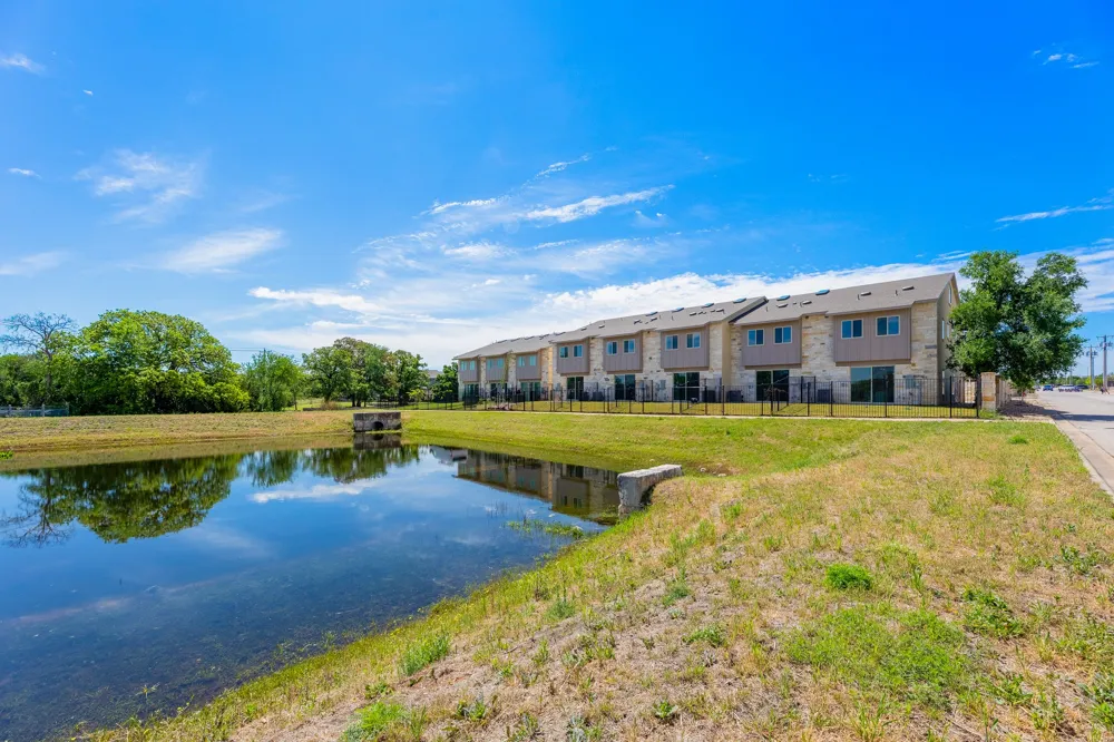 102 Tesla Circle Round Rock, TX 78681