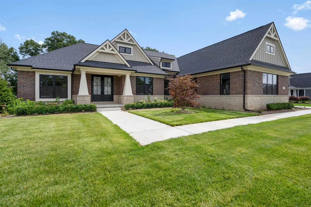 7376 Mulberry Drive Washington Township, MI 48095
