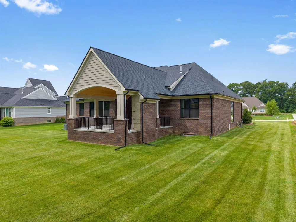 7376 Mulberry Drive Washington Township, MI 48095