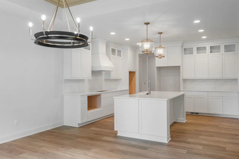 7376 Mulberry Drive Washington Township, MI 48095