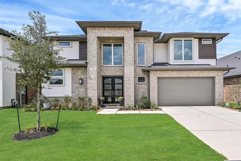 1424 River Point Drive