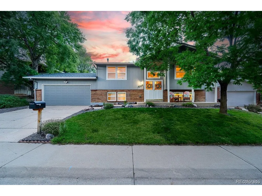 4708 S Willow Street