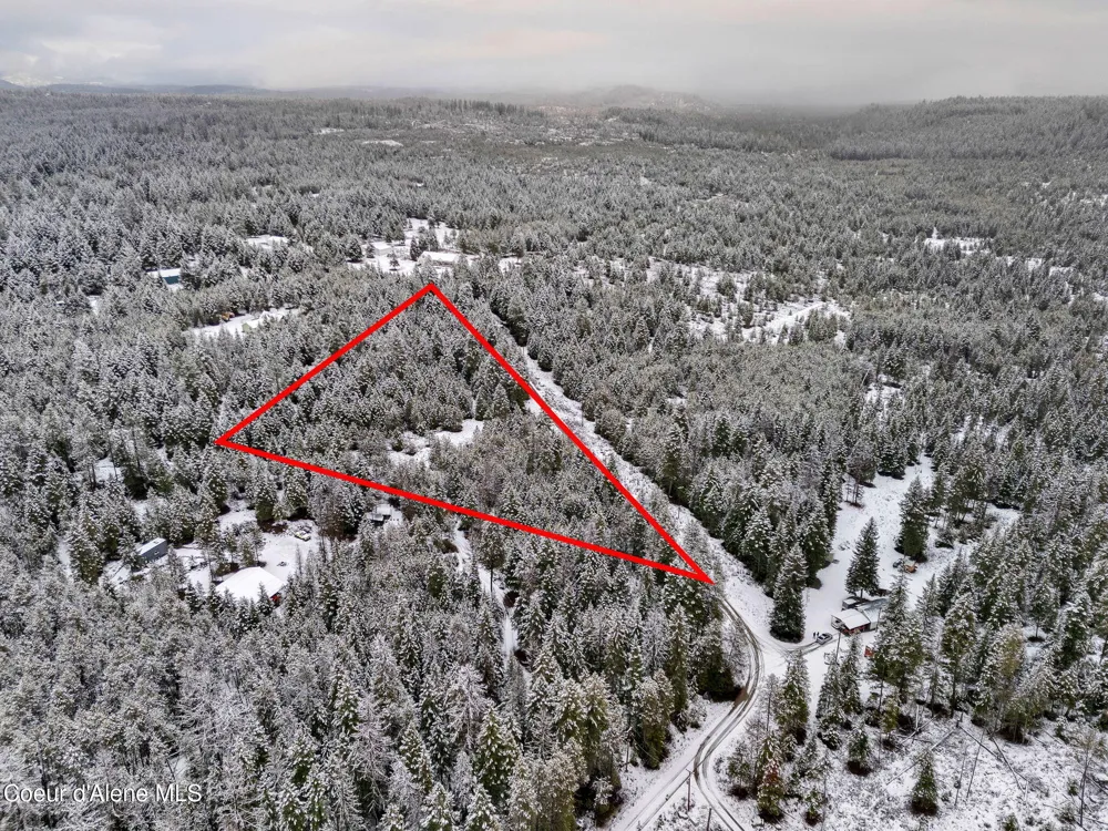 NKA E LOWLAND DRIVE Athol, ID 83801