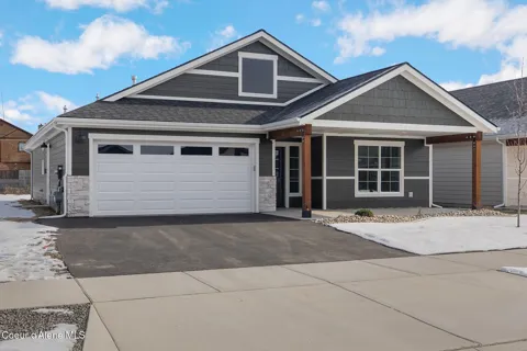 2238 Maverick Court