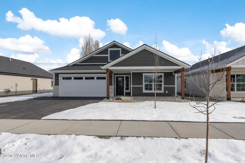 2238 Maverick Court Sandpoint, ID 83864