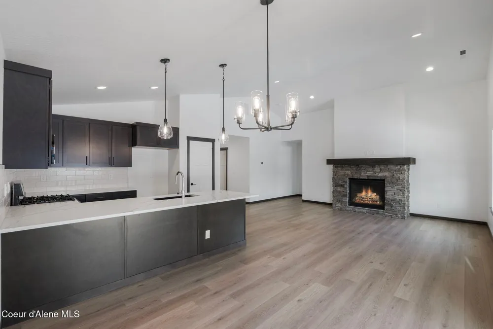 2238 Maverick Court Sandpoint, ID 83864
