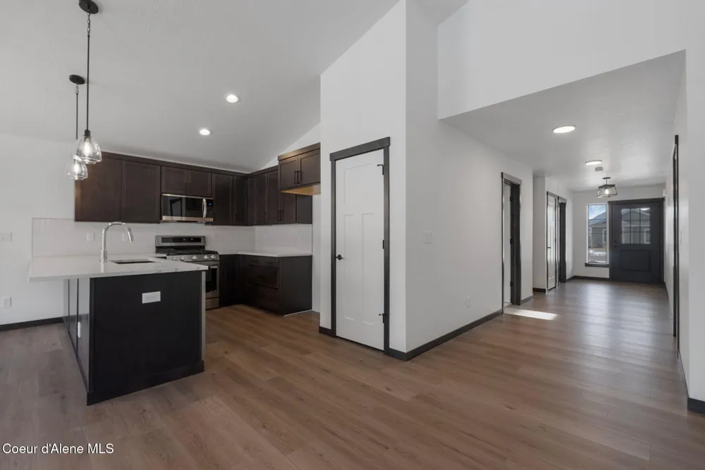 2238 Maverick Court Sandpoint, ID 83864