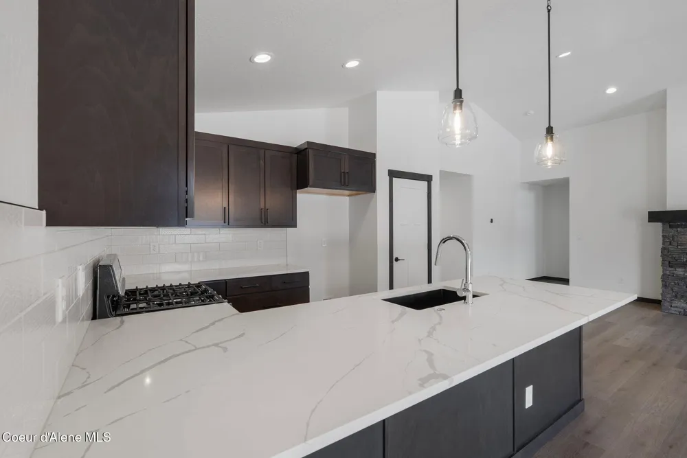 2238 Maverick Court Sandpoint, ID 83864