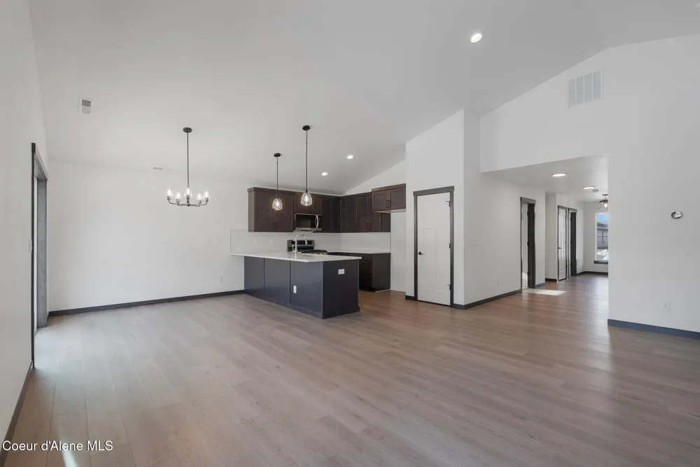 2238 Maverick Court Sandpoint, ID 83864