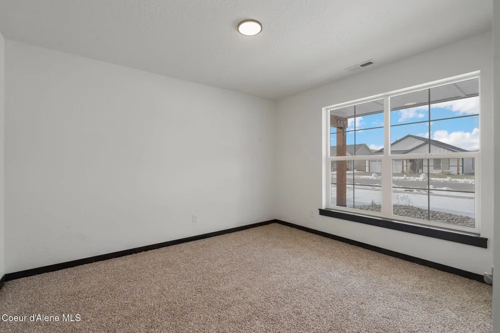 2238 Maverick Court Sandpoint, ID 83864