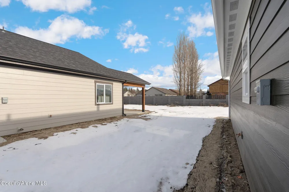 2238 Maverick Court Sandpoint, ID 83864