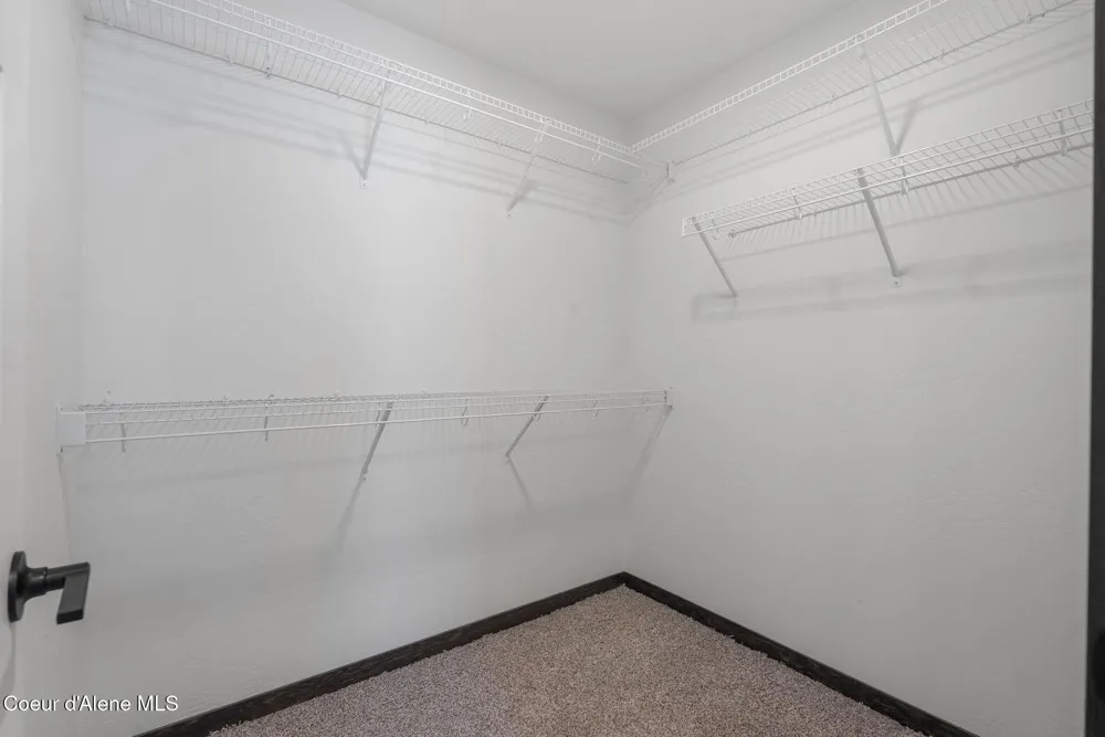 2238 Maverick Court Sandpoint, ID 83864