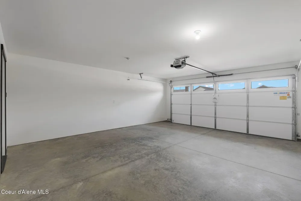 2238 Maverick Court Sandpoint, ID 83864