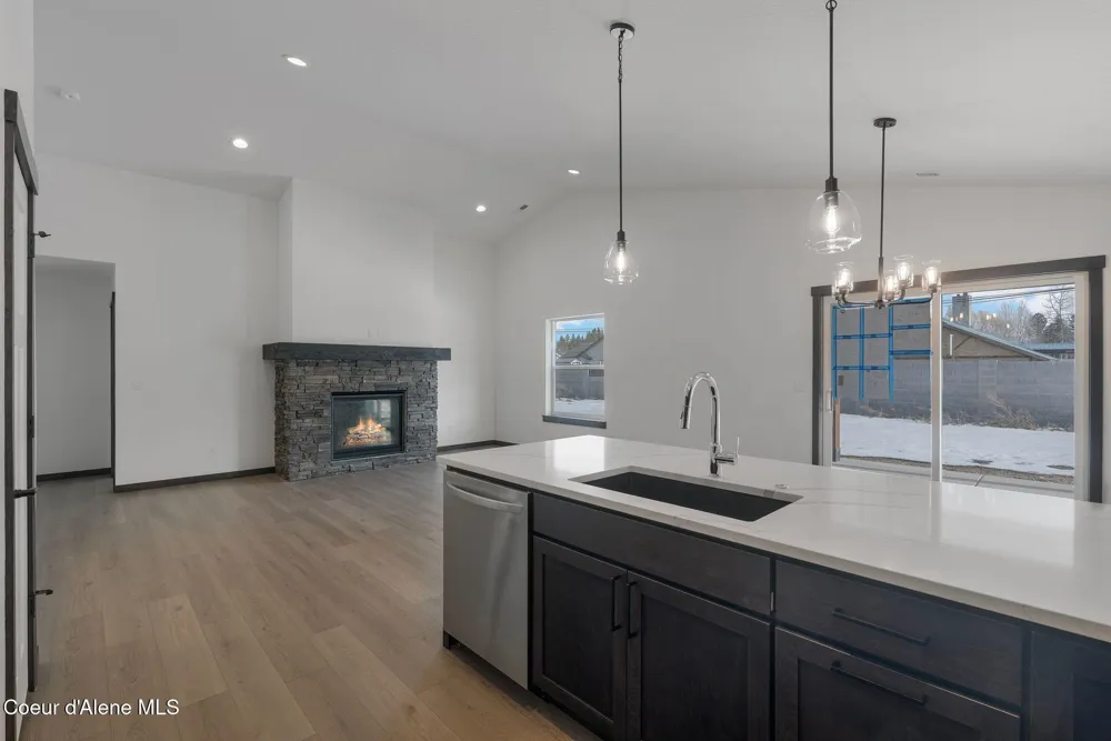 2238 Maverick Court Sandpoint, ID 83864