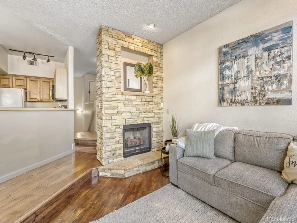 6001 S Yosemite Street #C207