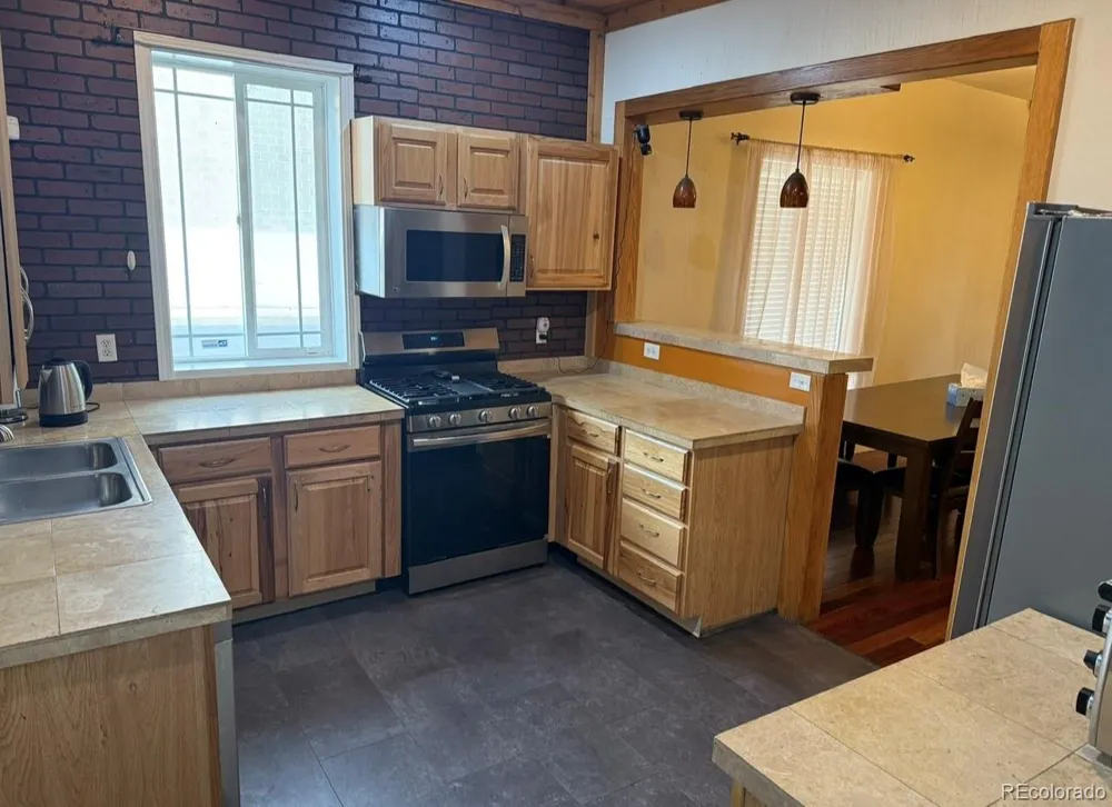 4353 Kalamath Street