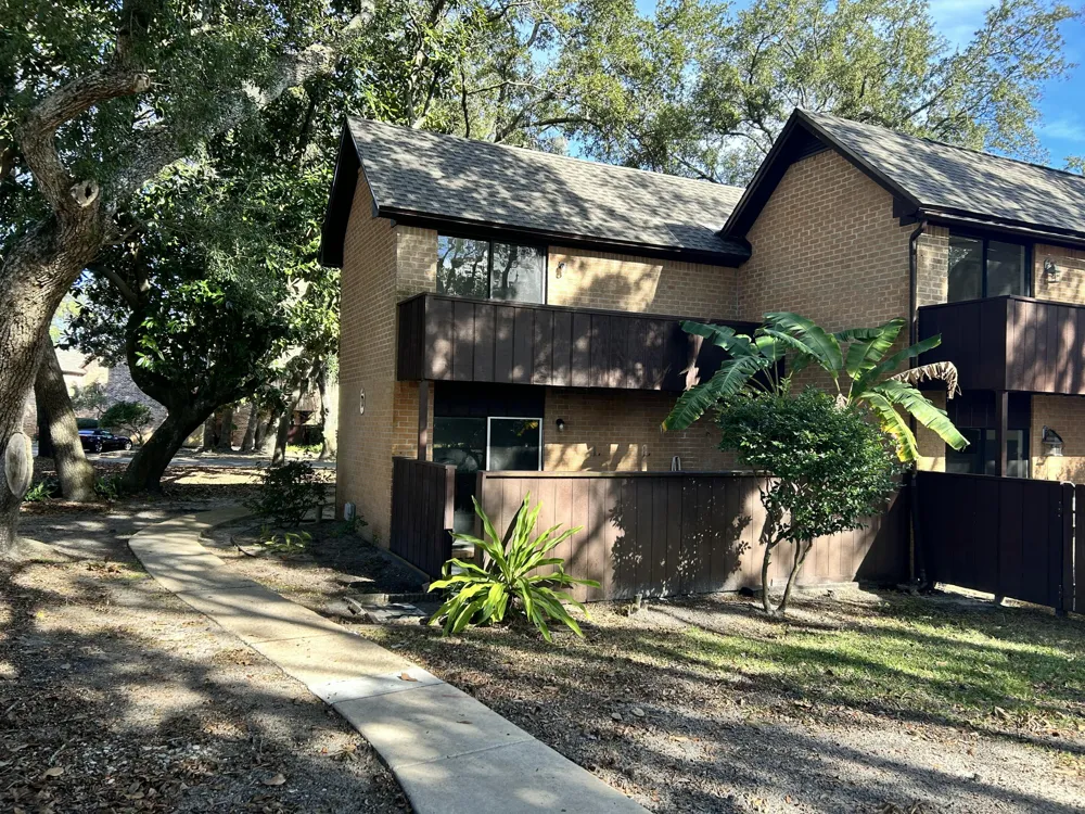 3871 Indian Trail #UNIT 9-D