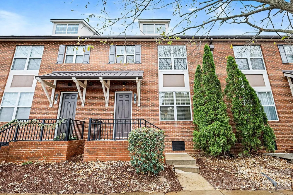 103 Steinbeck Way #D