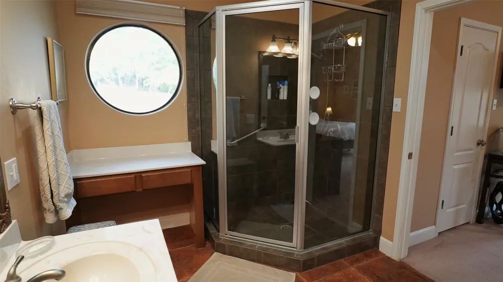 450 Windmill Oaks Drive Wimberley, TX 78676