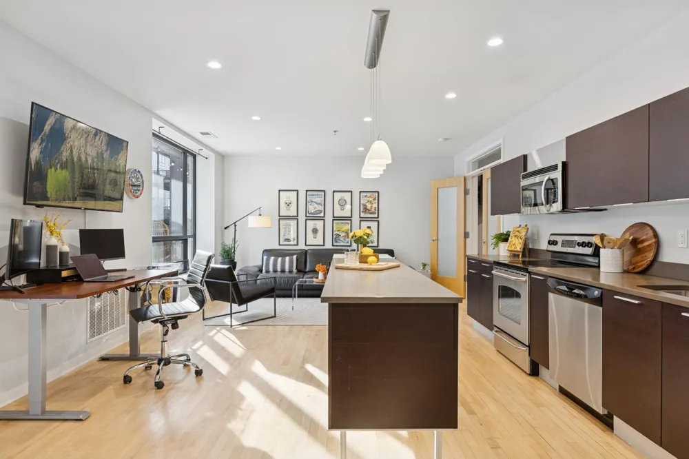 3116 W Lake Street #117