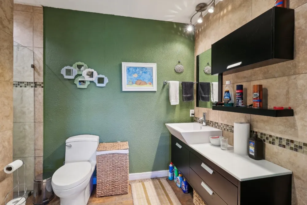 775 RAMBLEWOOD DRIVE Canyon Lake, TX 78133
