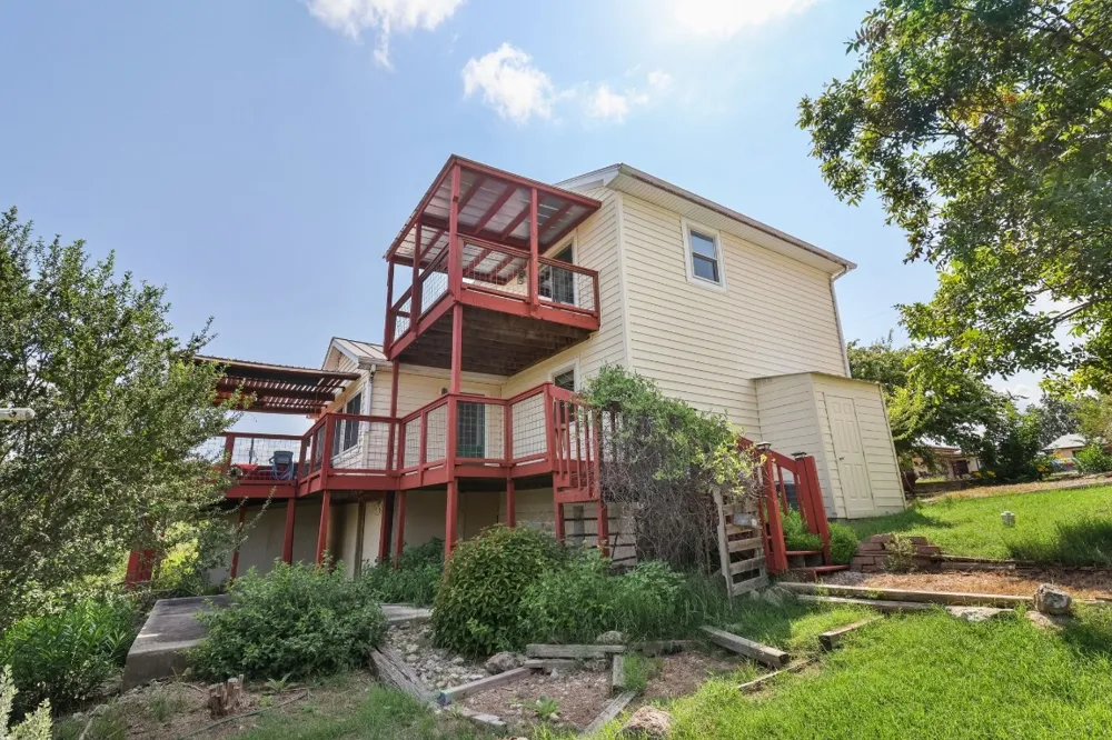 775 RAMBLEWOOD DRIVE Canyon Lake, TX 78133