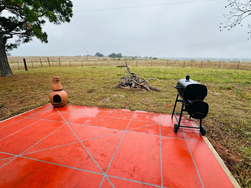 1696 E Fm 884 Yorktown, TX 78164