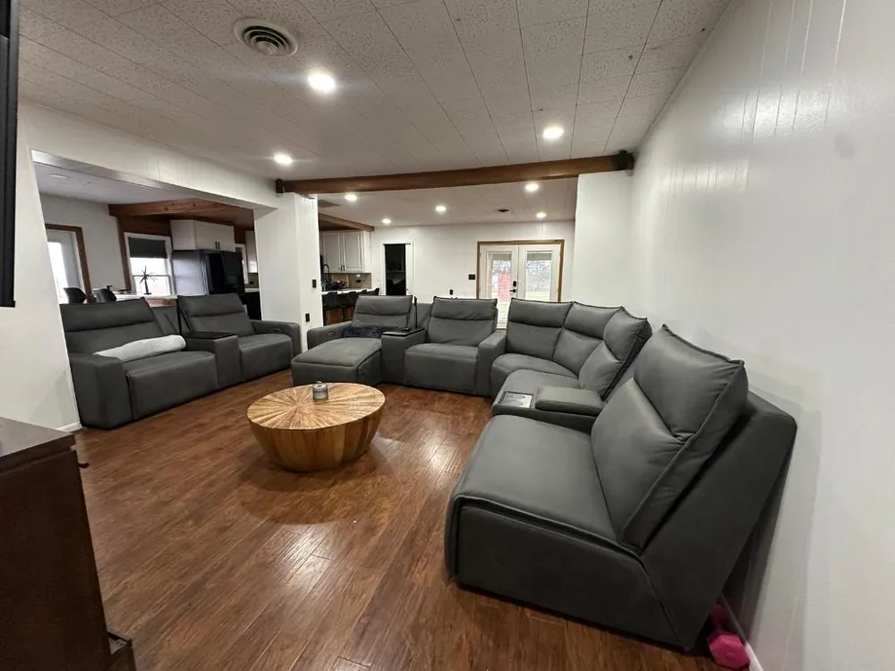 1696 E Fm 884 Yorktown, TX 78164