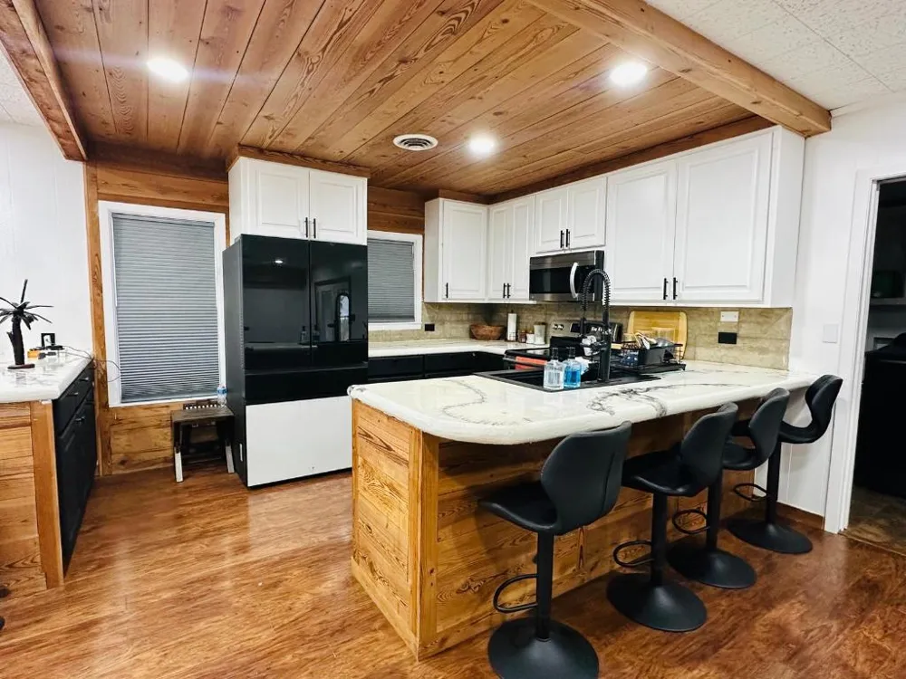 1696 E Fm 884 Yorktown, TX 78164