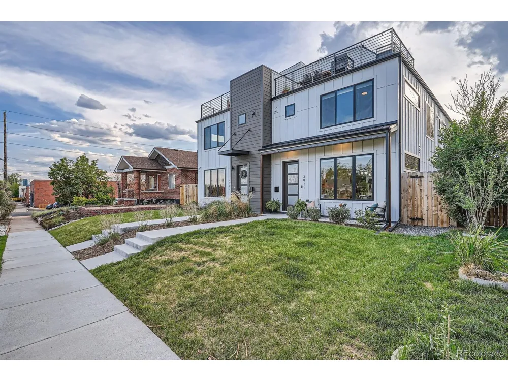 3911 Mariposa Street