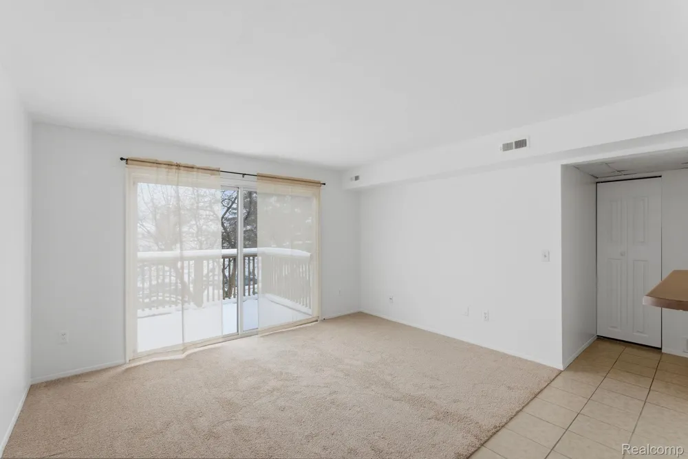 924 Chestnut Hill Drive #F